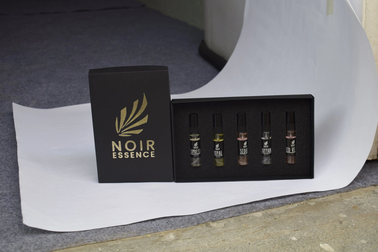Explore. Experiment. Enjoy – All with Our Tester Kit Noir Essence